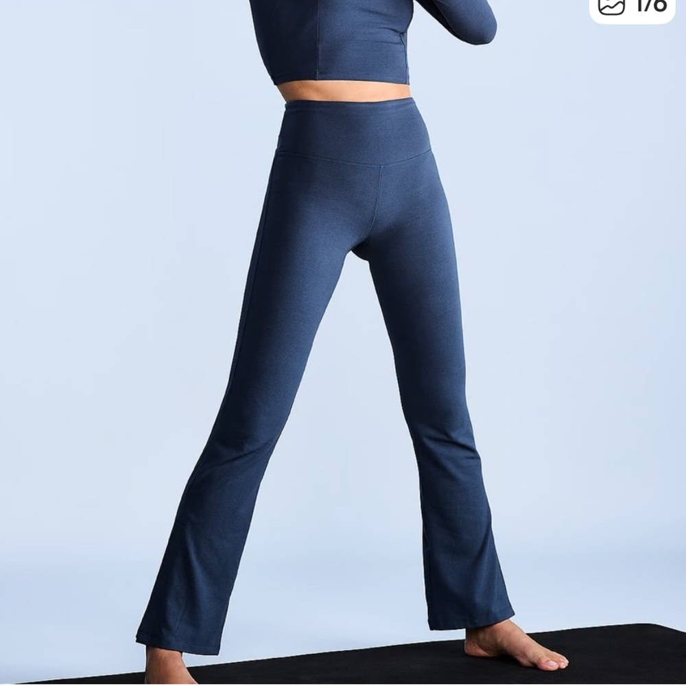 Victorias Secret VSX Cotton Split-Hem Flare‎ Leggings
